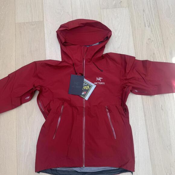 Arc’teryx Beta Lt Red Jacket - Picture 1 of 4